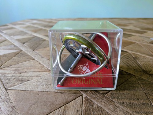 Tedco toys original gyroscope - toys,
