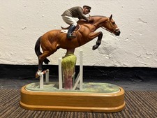 Royal Worcester LTD Edition "Merano and Cap Raimondo D'Inzeo" sculpture with COA