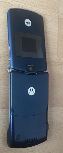 Blue motorola razr mobile - v3,