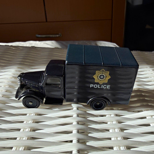 Lledo heartbeat die cast - lledo, die-cast
