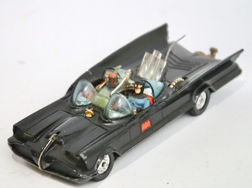 Corgi toys 267 batmobile - corgi,