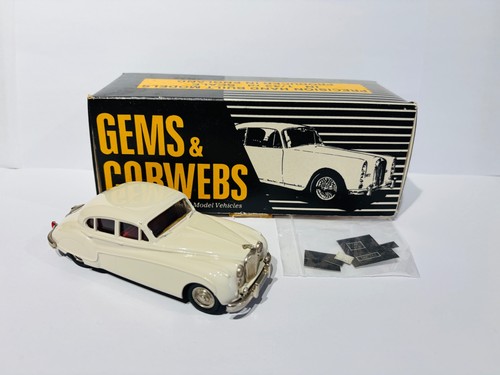 Gems and cobwebs gc - gems,
