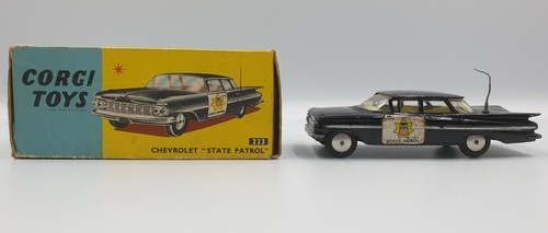 Corgi toys chevrolet impala - corgi, :