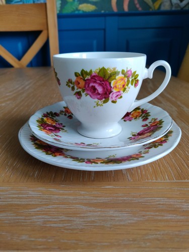 Vintage crown yellow - vintage,