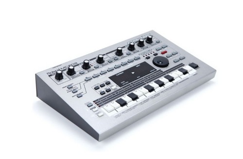 Roland 303 groovebox - mc-303,
