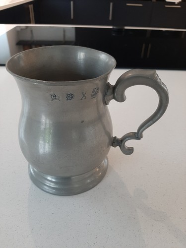 Pewter tankard marked crown - tankard,