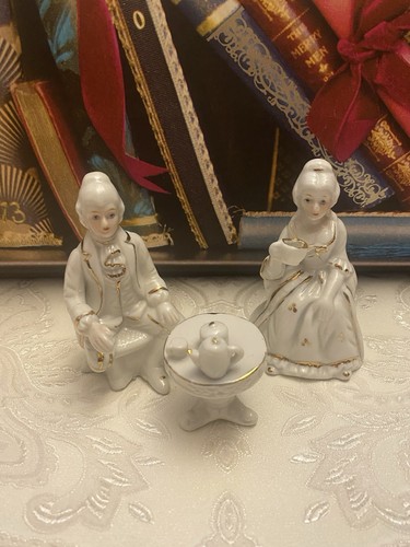 Vintage woolbro porcelain - vintage,