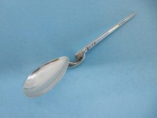 ROMAN Style Corinium Sterling SILVER TEASPOON Francis Howard Sheffield 1979