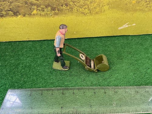 Vintage britain lead - britain’s,