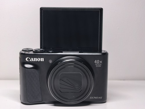 Used canon sx740 compact - used,