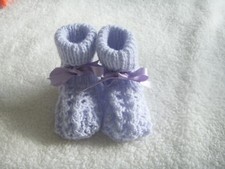 NEW Made in Uk 0-3 months Baby Shoes Lacy Knit Lilac Ribbon fastening Romany