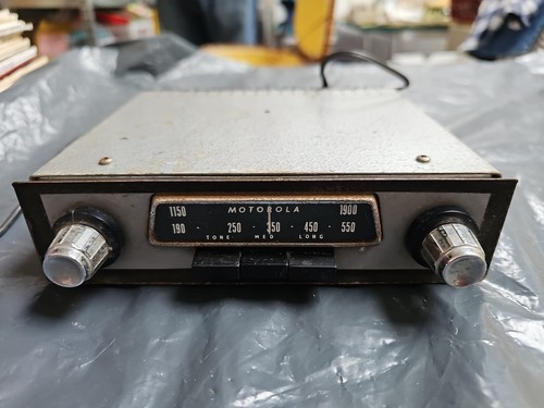 Motorola 115t car radio - motorola,