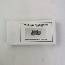 highway miniatures Gordon Industrial Tractor 1:87 Scale HO Gauge - Boxed