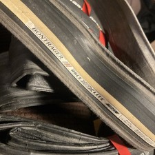 Bontrager Race XXX lite Road Tyre 700 X 22 Black & Cream pair 