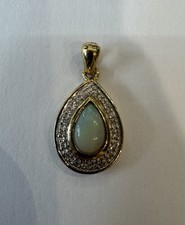 9ct Yellow Gold Opal And Diamond Pendant 