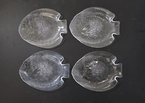 Vintage arcoroc plates - 4,