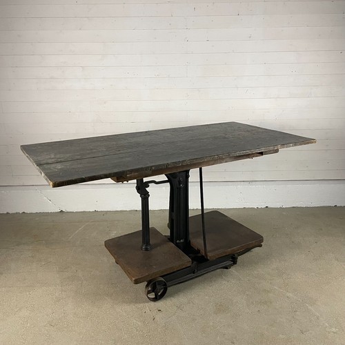 Vintage dining table - vintage,