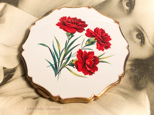 Stratton queen seen red - stratton,