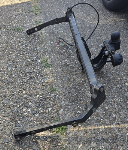 Towtrust towbar for ford - towbar,