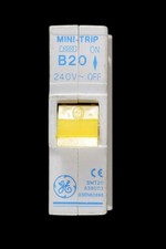 GENERAL ELECTRIC 20 AMP CURVE