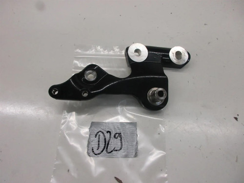 Holder footrest system exhaust