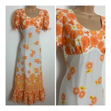 Vintage 70s BETTY BARCLAY