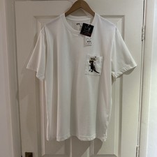 BNWT Uniqlo White Jean Michel Basquiat Size Medium Dinosaur Top Men’s Tee
