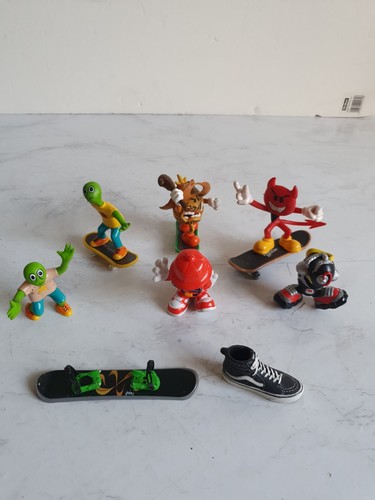 Tech deck dudes - tech,