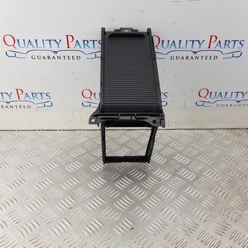 Volvo v40 cup holder - volvo,