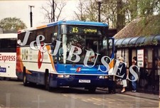 Bus Photograph : United