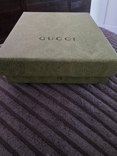 Gucci box with - manual, and