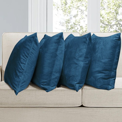 Pack velvet cushion - of, 4