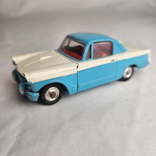 Corgi triumph herald coupe - corgi,