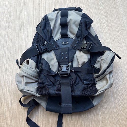 Vintage y2k oakley icon - oakley,