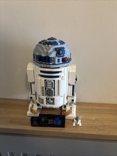 LEGO UCS R2-D2 10225 – 100%