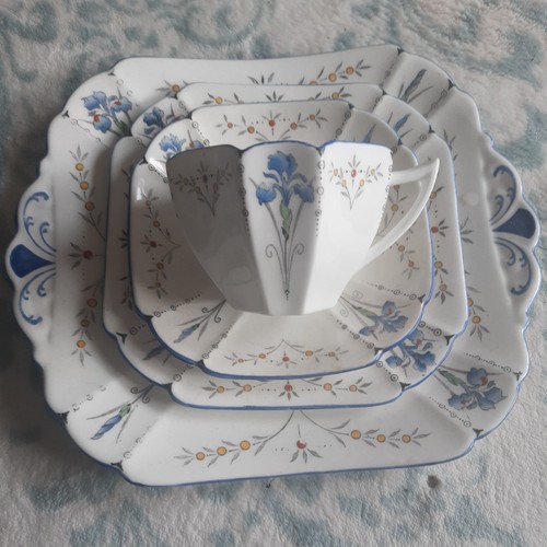 Shelley iris art - iris, deco