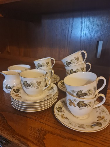 Royal doulton larchmont - 8,