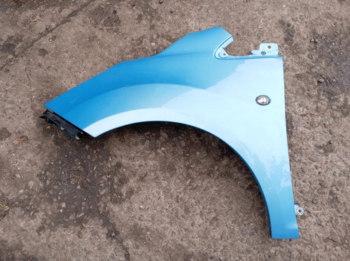 Ford left front wing - left,