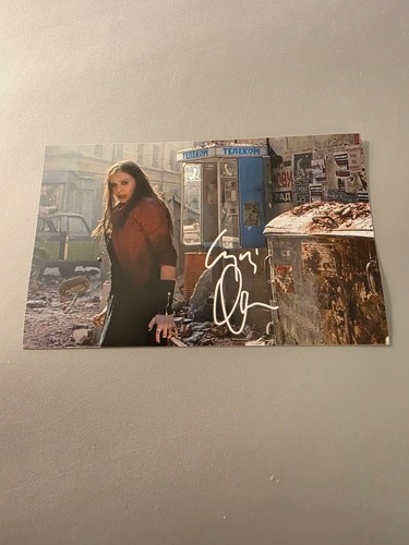 Elizabeth olsen scarlet - elizabeth, witch