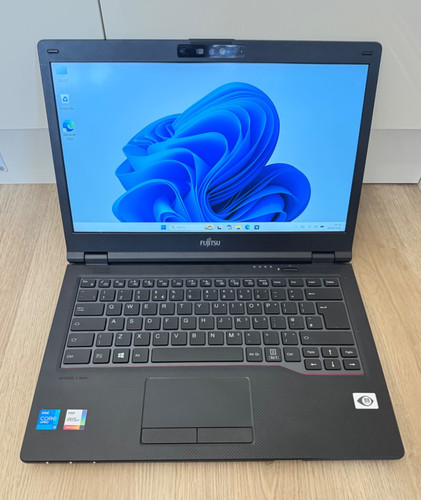 Fujitsu lifebook e5411 laptop - fujitsu,