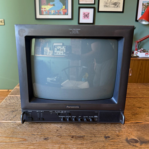 Panasonic 1470y 14in crt - panasonic,