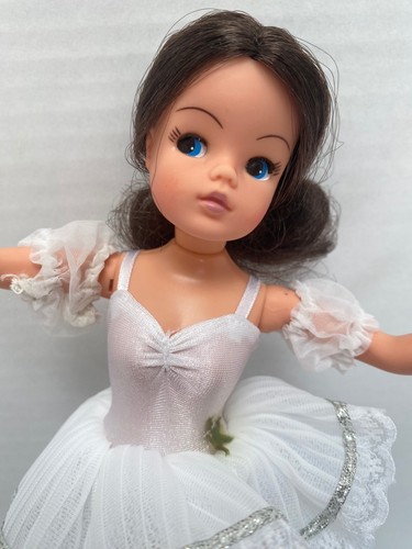 Vintage pedigree active - active, sindy