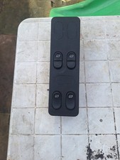 Saab 900 Classic Convertible  Later Switch Pack Spares or Repairs. Untested 1992