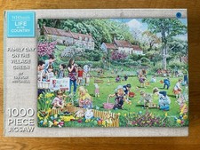 W H SMITH - FAMILY DAY ON THE