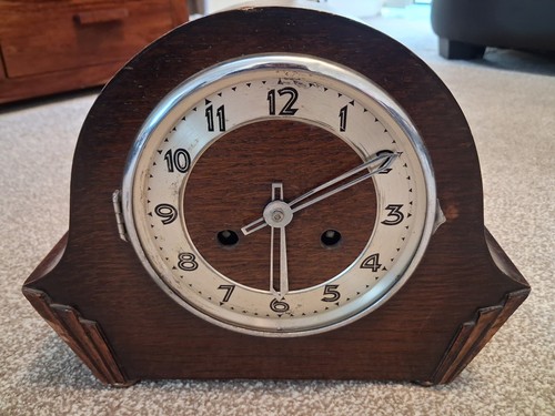 Vintage wooden mantle clock - wooden,