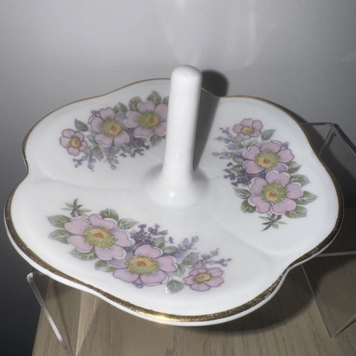 Royal tara ring holder made - holder, in