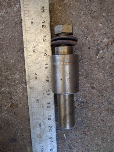 Stud arbor holder - for, milling