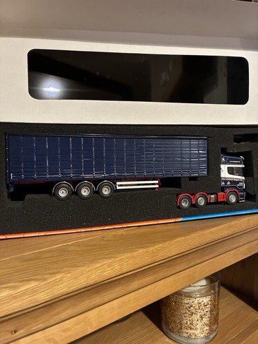 Tekno scania scale c - r,