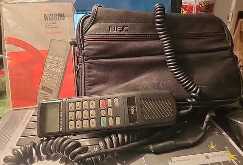Vtg 1993 portable cellular - 1993,