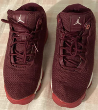 Nike Boys Air Jordan Horizon Low BG Night Maroon Sneakers 4.5Y 845099-600